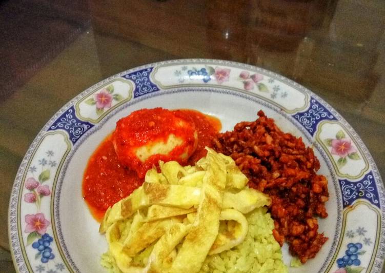 gambar untuk cara membuat Nasi kuning