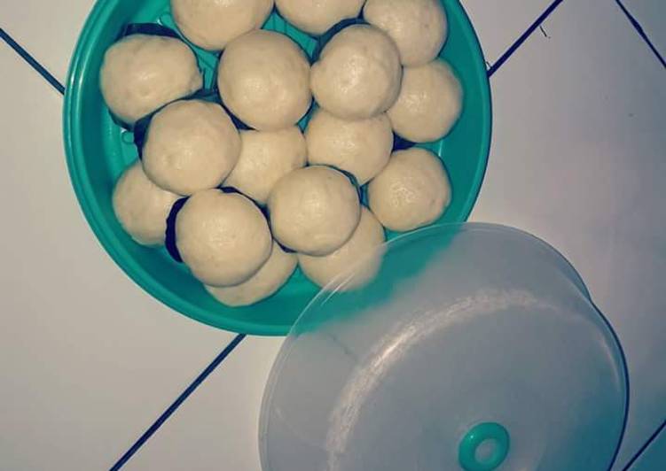 Resep Bakpao isi coklat dan abon sapi Kiriman dari Riska Susanto