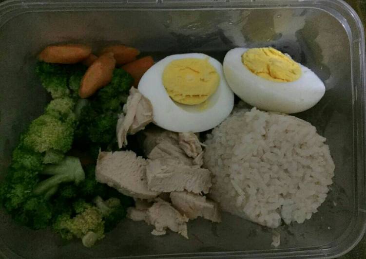 gambar untuk resep DIET - Nasi Ayam Hainan Rice Cooker