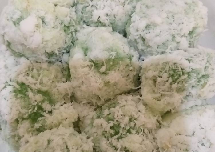 Klepon ketan isi gula aren asli daun suji+pandan recipe main photo