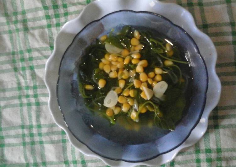 gambar untuk resep Sayur bening bayam jagung