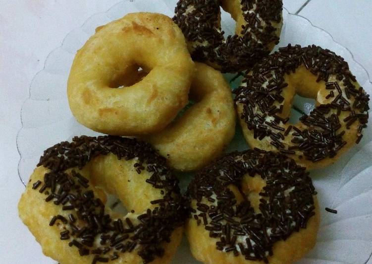 bahan dan cara membuat ReCook; Donat Ubi Empuk Tanpa Telur