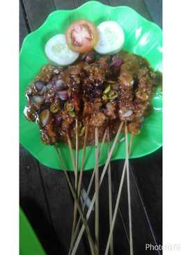 Sate ayam madura