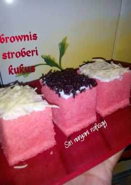 Brownis kukus stroberi