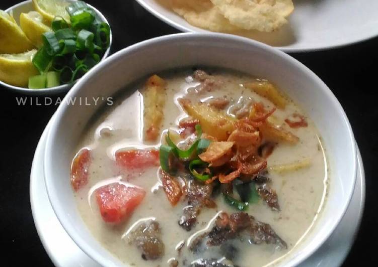 bahan dan cara membuat Soto Betawi / Soto Daging