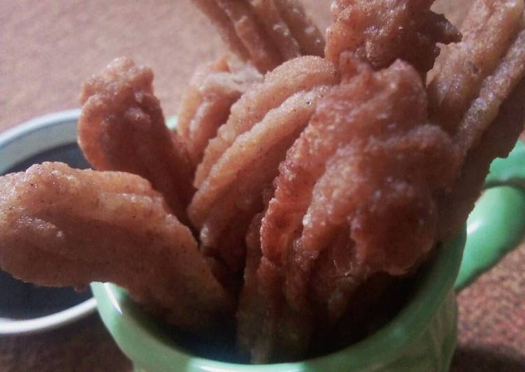 bahan dan cara membuat Churros (Eggless)