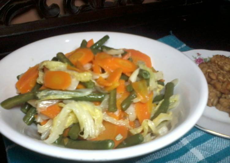 gambar untuk resep Tumis Workasa (wortel-kacang panjang-sawi putih)