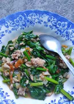 Sawi hijau cah ayam giling saus tiram