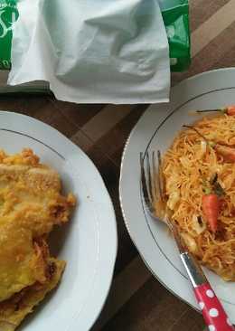 Bihun goreng dan Tahu Tempe mendoan