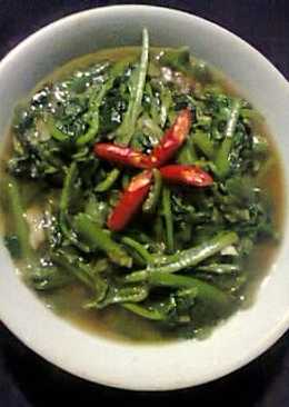 Tumis pedas sayur paret (selada air)