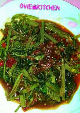 Kangkung sambel trasi saos tiram