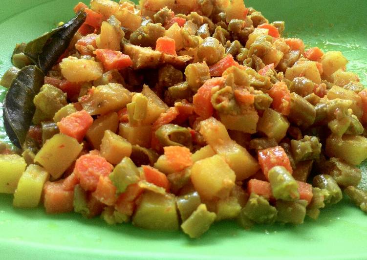 gambar untuk resep makanan Sambel goreng wortel, kentang, buncis