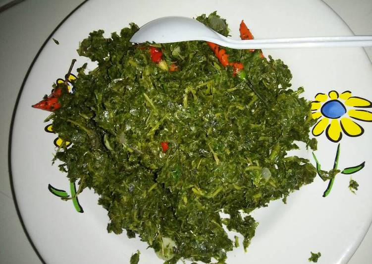 Resep Tumis daun ubi (singkong) tumbuk Kiriman dari Lytia Haris Retno
Gita