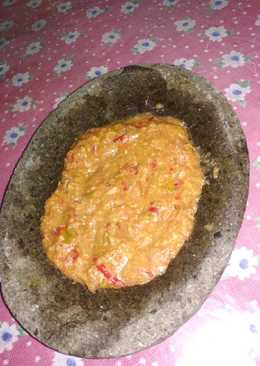 Sambel pecel lele lamongan sama ky tkg dagang