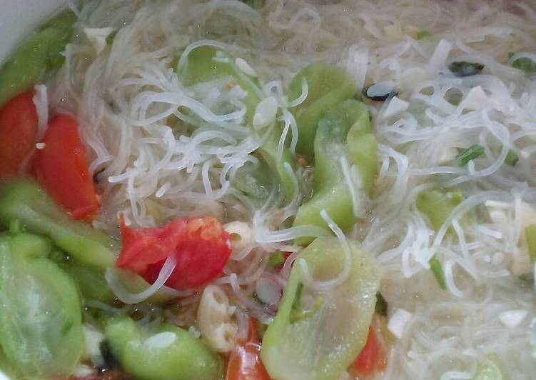 Resep Sayur oyong bihun manja😘 oleh Eka fitriana - Cookpad