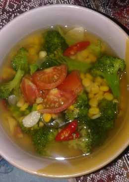 Sayur bening JaBoli (Jagung dan Brokoli)