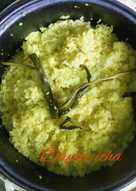 Nasi kuning rice coocker simple enak.