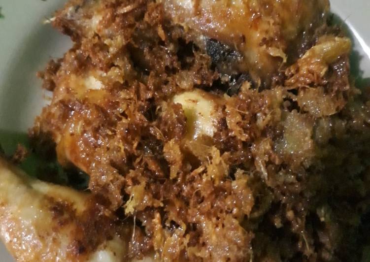 Resep Ayam goreng lengkuas oleh MamaQueensha - Cookpad