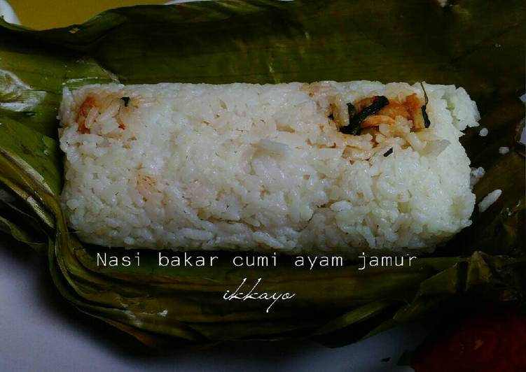 resep Nasi bakar cumi ayam jamur pedes