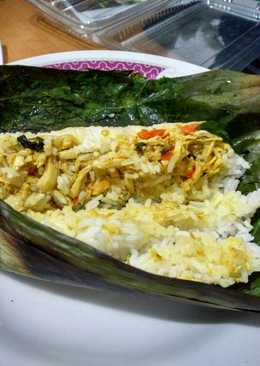 Nasi bakar ayam suwir pedas