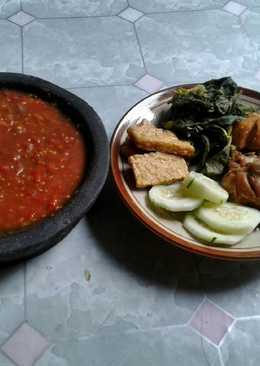 Ayam goreng lalapan + sambal terasiðŸ'ðŸ'