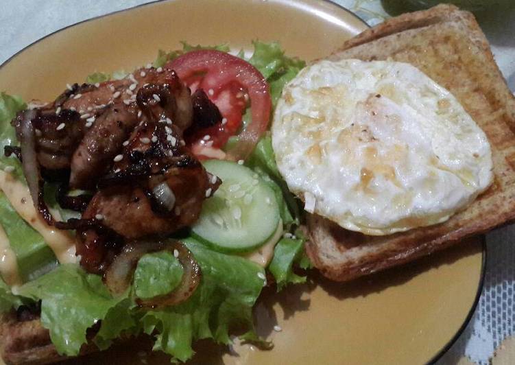 resep Chicken teriyaki waffle sandwich