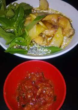 Pindang patin asam manis pedas