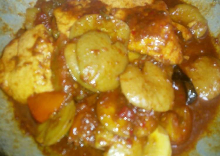 Semur jengkol + tahu pedes