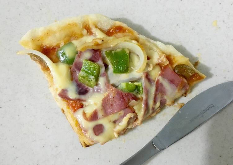 gambar untuk cara membuat Pizza Teflon, dengan saus tomat istimewa..