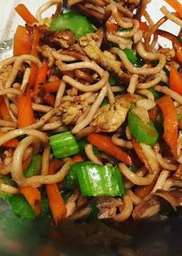 Mie goreng aka chow mein