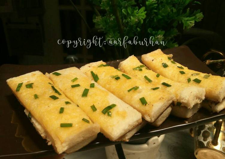 gambar untuk resep makanan Garlic Bread HomeMade