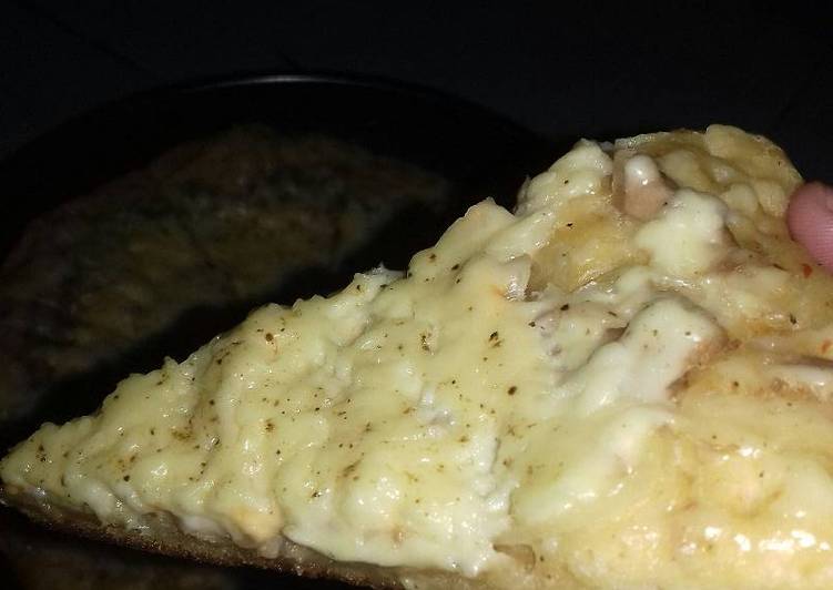 resep makanan Pizza tuna melt teplon