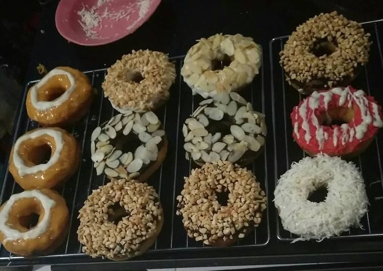 bahan dan cara membuat Donat Kentang Jumbo