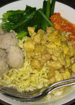 Mie ayam bakso