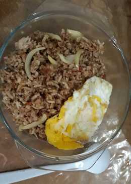 Nasi goreng beras merah