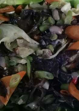 Tumis sayur campur jamur kuping