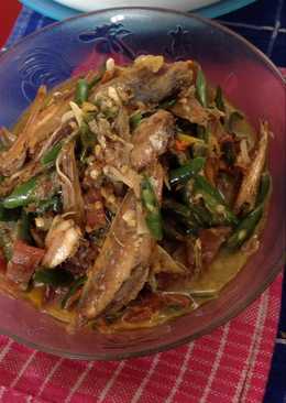 Tumis ikan asin rebus lombok ijo