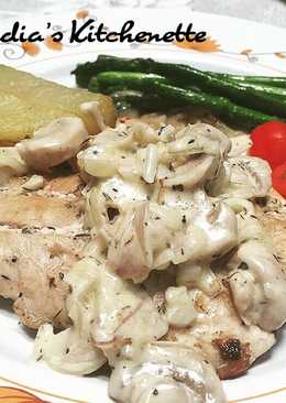 Breast Chicken Creamy Mushroom Sauce