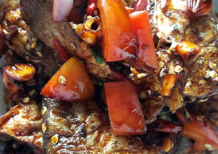 resep lengkap untuk Bandeng goreng kecap