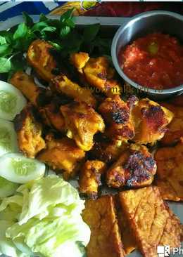 âðayam bakar solo + sambelnya ðâ