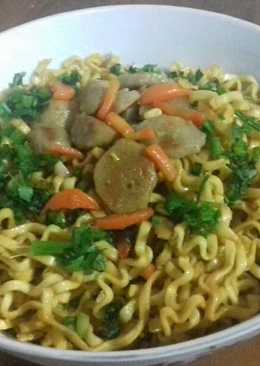 Mitinggor (mie keriting goreng)