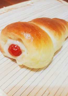 Durian Vla Horn Bread