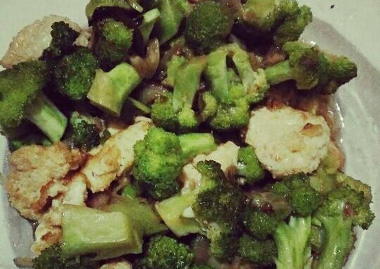 resep lengkap untuk Cah Brokoli Egg Tofu