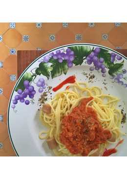 Spaghetti dengan saos kornet mantap bikinan sendiri