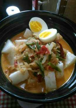 Lontong sayur (Belinyu Bangka)