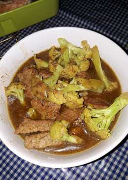 Tumis daging sapi bunga kol