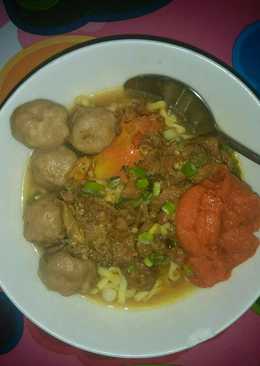 Mie ayam bakso bumbu curry