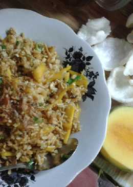 Nasi Goreng Mangga Muda