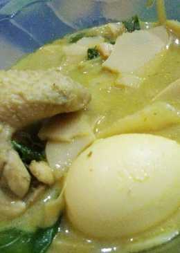 Gulai Rebung Ayam Telur