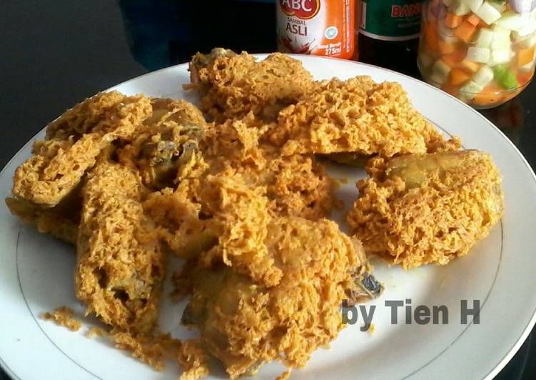 bahan dan cara membuat AYAM GORENG KREMES